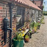 &rooms Next To Fox Covert Pub Yarm