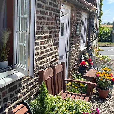 &rooms Next To Fox Covert Pub